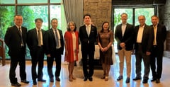Ambassador Endo meets with Philippine Nikkei-jin Kai officials